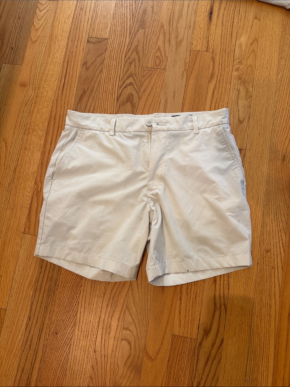 Vineyard Vines Stone Men's Flat Front Chino Shorts